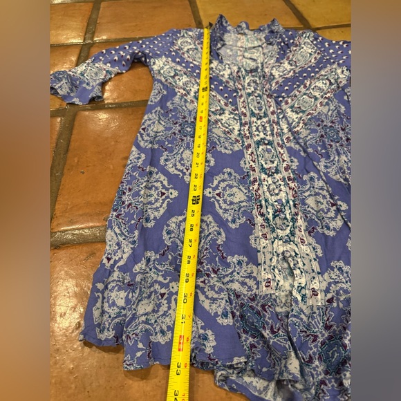 Free People Magic Mystery Tunic shirt with bell sleeves paisley print small - Picture 8 of 12